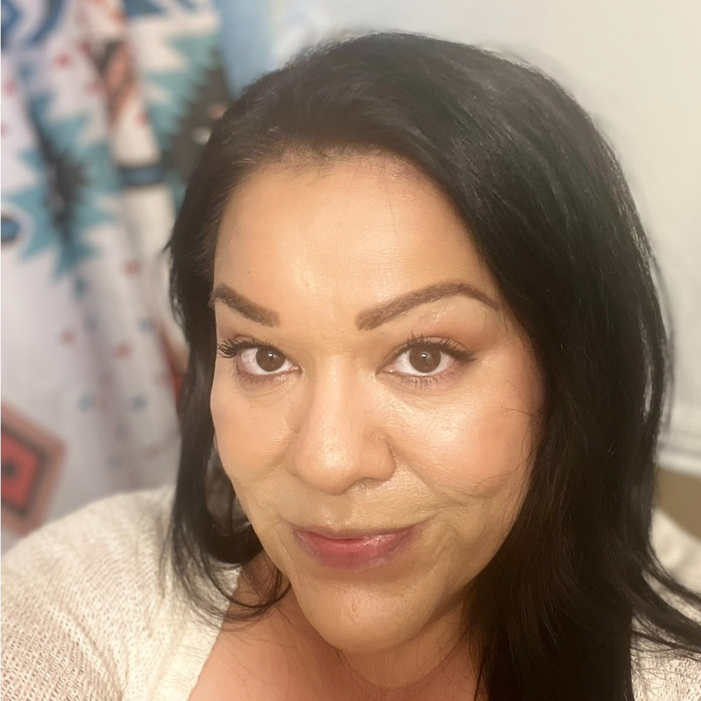 Meet your Posher, Denise